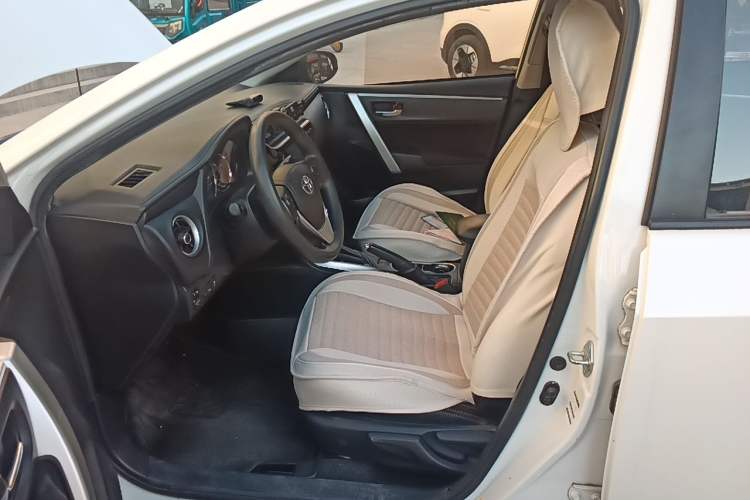 Used Toyota Levin 2017 Revised 185T CVT Elite Edition China V Standard Left Front Seat