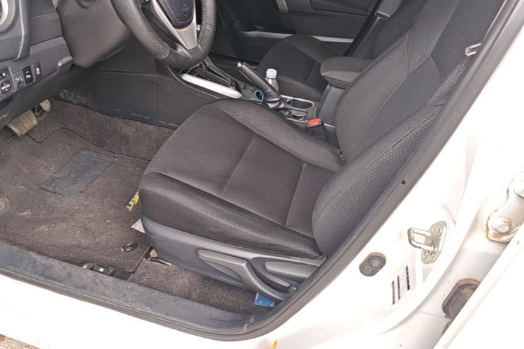 Used Toyota Levin 2017 Revised 185T CVT Elite Edition China V Standard Left Front Seat