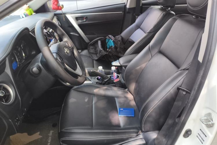 Used Toyota Levin 2017 Revised Version 185T CVT Elite Edition China VI Standard Left Front Seat