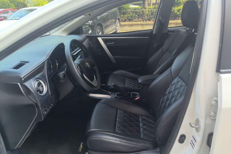 Used Toyota Levin 2017 Revised 185T CVT Elite Edition China V Standard Left Front Seat