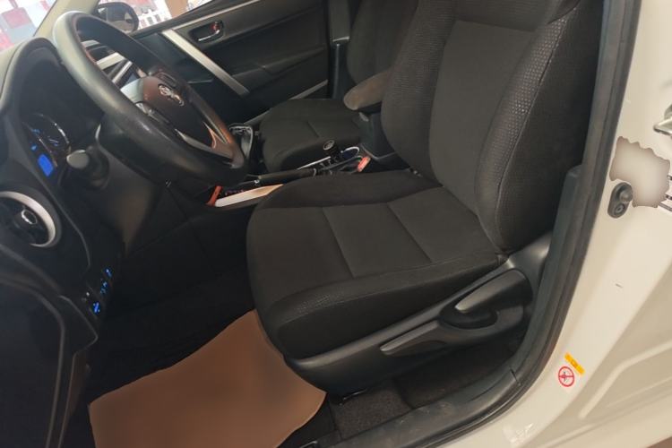 Used Toyota Levin 2017 Revised 185T CVT Elite Edition China V Standard Left Front Seat