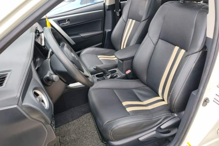 Used Toyota Levin 2017 Revised 185T CVT Elite Edition China V Standard Left Front Seat