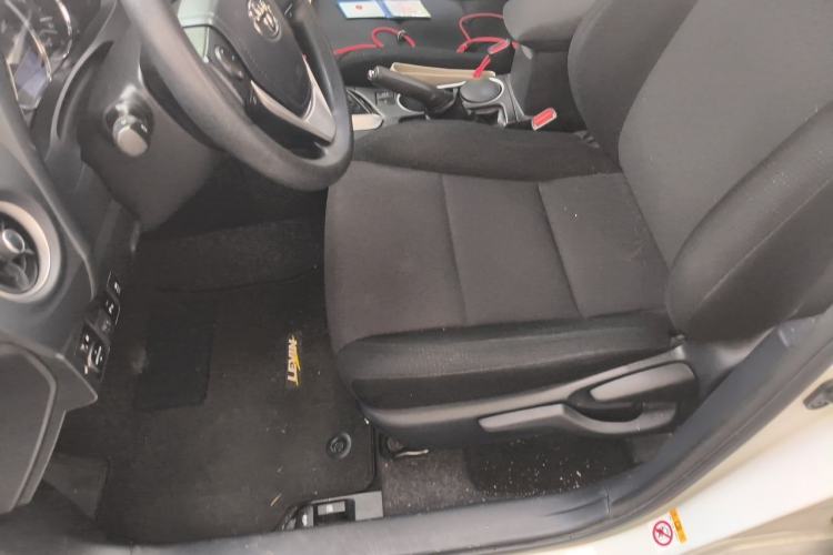 Used Toyota Levin 2017 Revised Version 185T CVT Elite Edition China VI Standard Left Front Seat