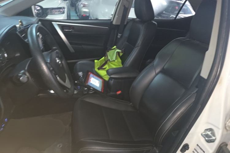 Used Toyota Levin 2017 Revised 185T CVT Elite Edition China V Standard Left Front Seat