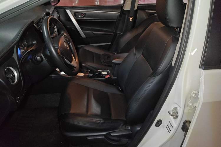 Used Toyota Levin 2017 Revised 185T CVT Elite Edition China V Standard Left Front Seat