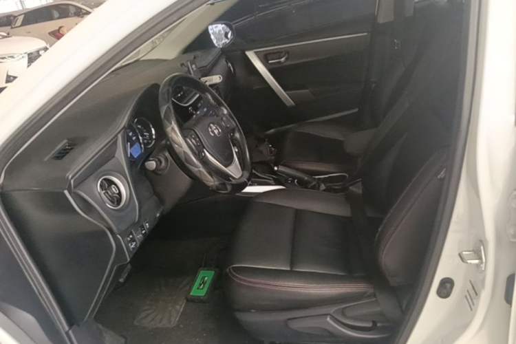 Used Toyota Levin 2017 Revised 185T CVT Elite Edition China V Standard Left Front Seat