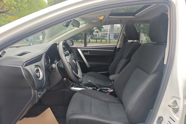 Used Toyota Levin 2017 Revised 185T CVT Elite Edition China V Standard Left Front Seat