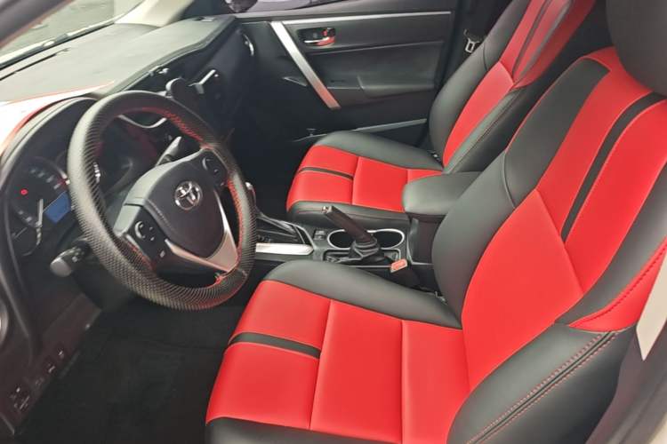 Used Toyota Levin 2017 Revised Version 185T CVT Elite Edition China VI Standard Left Front Seat