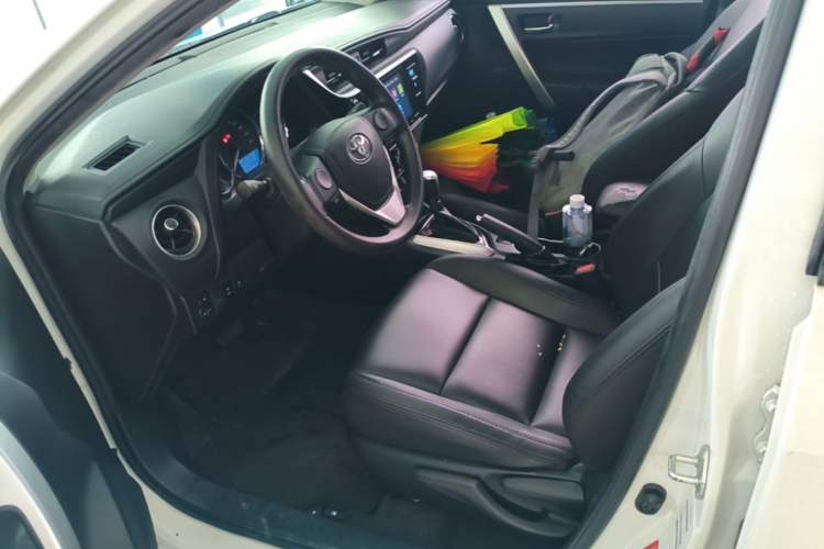 Used Toyota Levin 2017 Revised 185T CVT Elite Edition China V Standard Left Front Seat