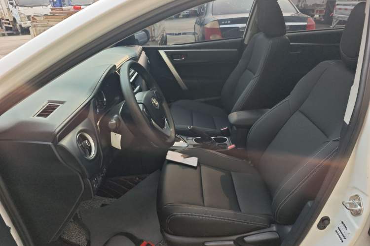 Used Toyota Levin 2017 Revised 185T CVT Elite Edition China V Standard Left Front Seat