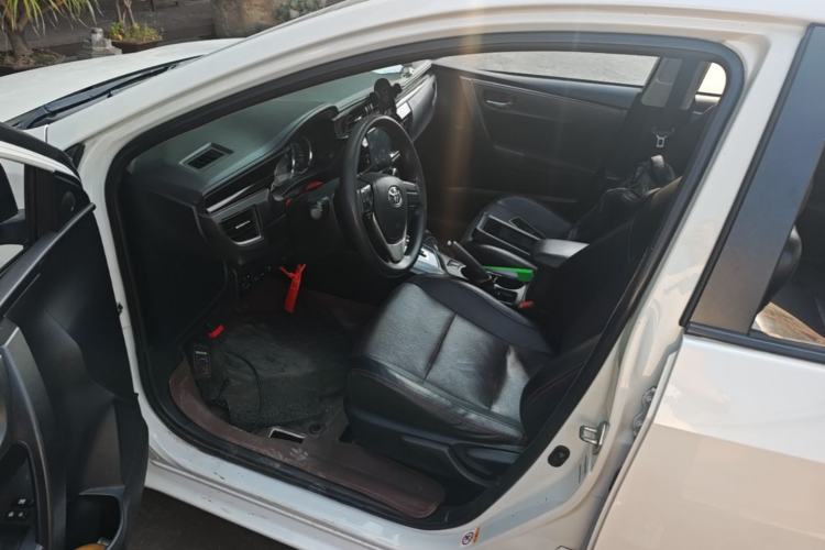 Used Toyota Levin 2017 1.2T V CVT Luxury Edition Left Front Seat