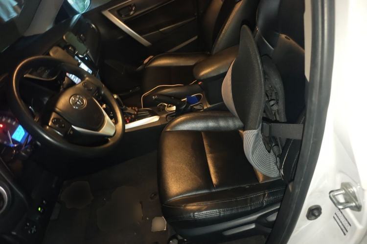 Used Toyota Levin 2017 Revised 185T CVT Elite Edition China V Standard Left Front Seat