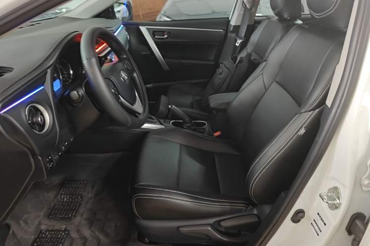 Used Toyota Levin 2017 Revised Version 185T CVT Elite Edition China VI Standard Left Front Seat