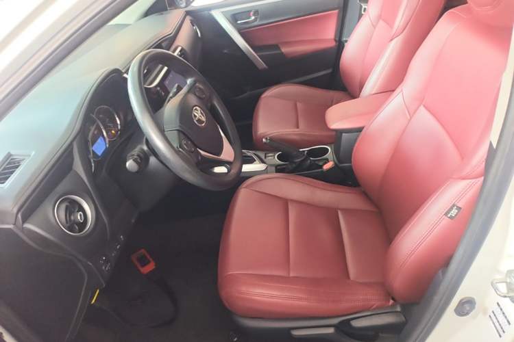 Used Toyota Levin 2017 Revised 185T CVT Elite Edition China V Standard Left Front Seat