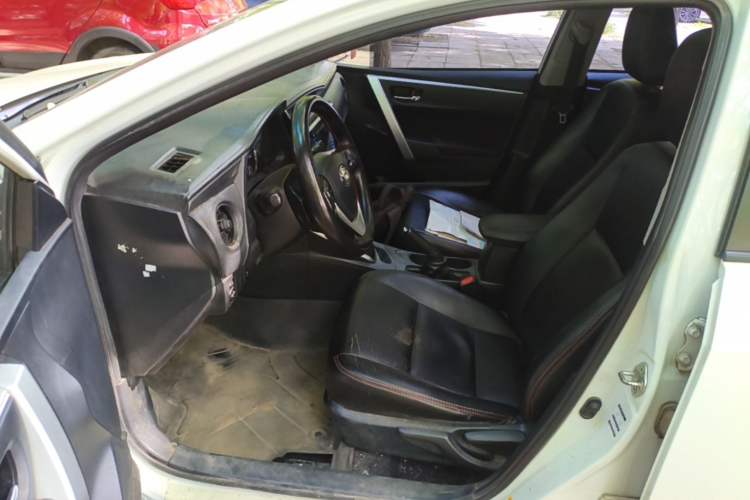Used Toyota Levin 2017 Revised Dual-Engine 1.8H GS E-CVT Elite Sunroof Version China V Standard Left Front Seat