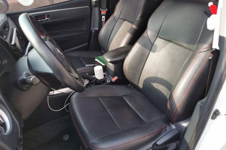 Used Toyota Levin 2017 Revised Version 185T CVT Elite Edition China VI Standard Left Front Seat
