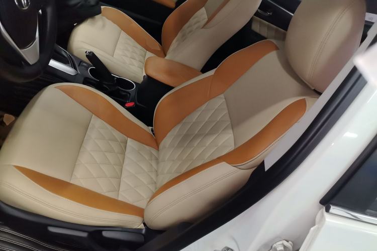 Used Toyota Levin 2017 Revised Version 185T CVT Elite Edition China VI Standard Left Front Seat