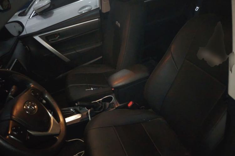 Used Toyota Levin 2017 Revised 185T CVT Elite Edition China V Standard Left Front Seat
