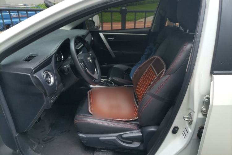 Used Toyota Levin 2017 Revised 185T CVT Elite Edition China V Standard Left Front Seat