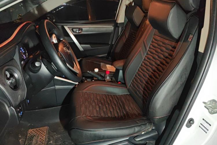 Used Toyota Levin 2017 Revised Dual-Engine 1.8H GS E-CVT Elite Sunroof Version China V Standard Left Front Seat