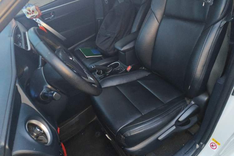Used Toyota Levin 2017 Revised 185T CVT Elite Edition China V Standard Left Front Seat