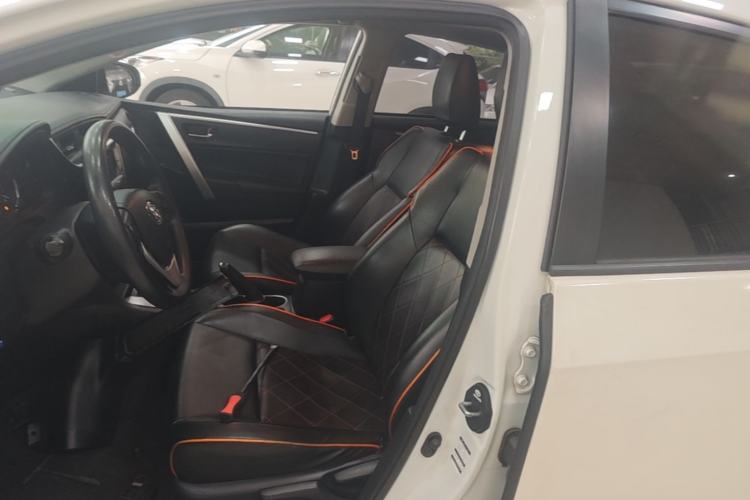 Used Toyota Levin 2017 Revised Version 185T CVT Elite Edition China VI Standard Left Front Seat