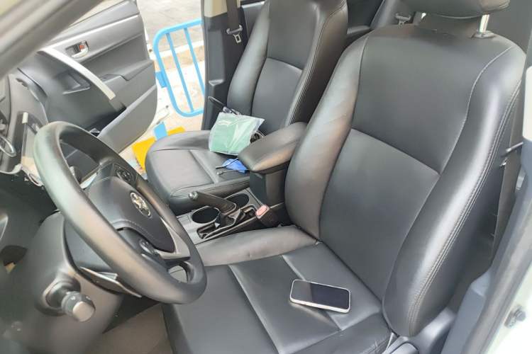 Used Toyota Levin 2017 Revised Dual-Engine 1.8H GS E-CVT Elite Sunroof Version China V Standard Left Front Seat