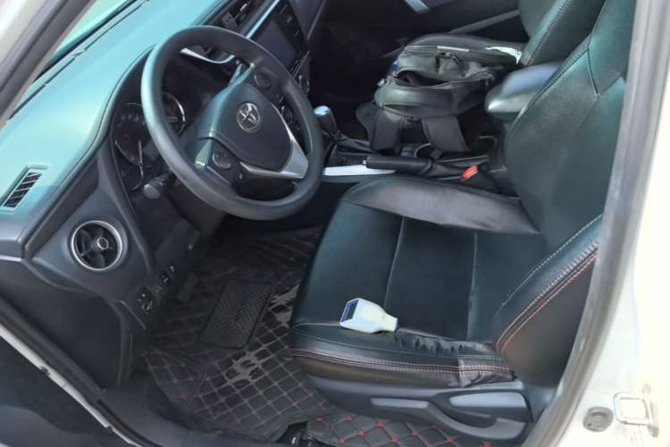 Used Toyota Levin 2017 Revised 185T CVT Elite Edition China V Standard Left Front Seat
