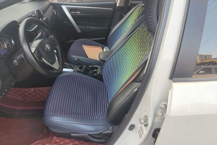 Used Toyota Levin 2017 Revised Version 185T CVT Elite Edition China VI Standard Left Front Seat
