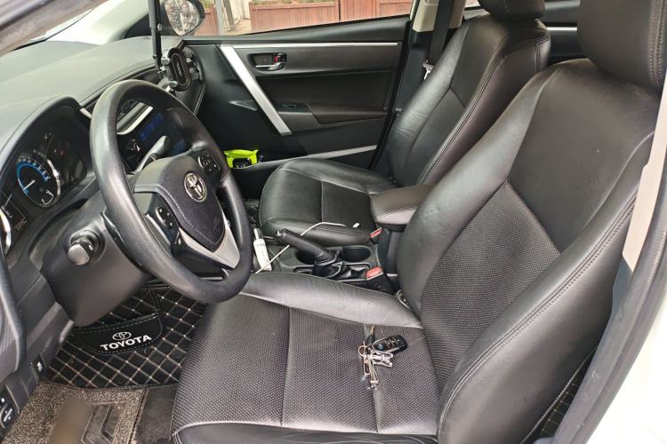 Used Toyota Levin 2017 Revised Dual-Engine 1.8H GS E-CVT Elite Sunroof Version China V Standard Left Front Seat