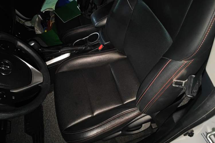 Used Toyota Levin 2017 Revised 185T CVT Elite Edition China V Standard Left Front Seat