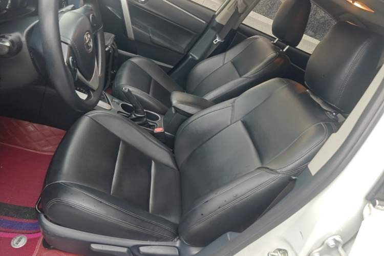 Used Toyota Levin 2017 Revised Version 185T CVT Elite Edition China VI Standard Left Front Seat