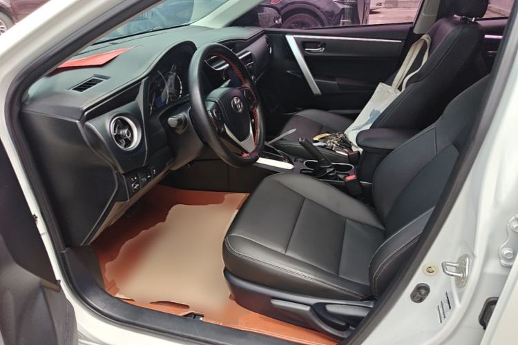 Used Toyota Levin 2017 Revised 185T CVT Elite Edition China V Standard Left Front Seat