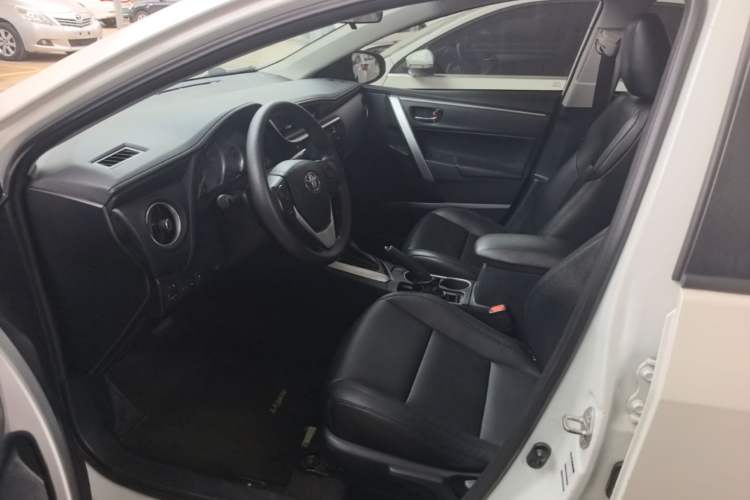 Used Toyota Levin 2017 Revised 185T CVT Elite Edition China V Standard Left Front Seat