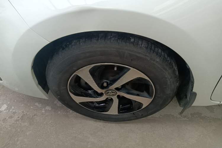 Used Toyota Levin 2017 Revised 185T CVT Elite Edition China V Standard Left Front Wheel Hub