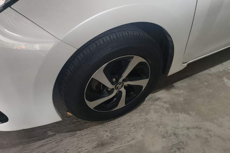 Used Toyota Levin 2017 Revised 185T CVT Elite Edition China V Standard Left Front Wheel Hub