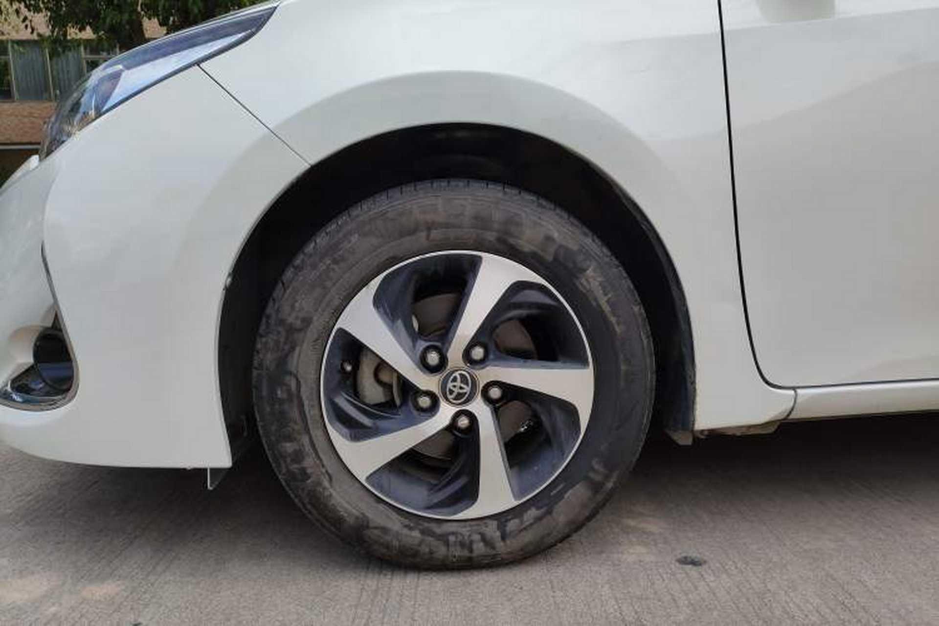 Used Toyota Levin 2017 Revised Version 185T CVT Elite Edition China VI Standard Left Front Wheel Hub