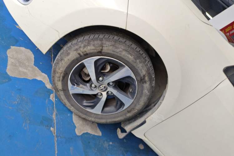 Used Toyota Levin 2017 Revised 185T CVT Elite Edition China V Standard Left Front Wheel Hub