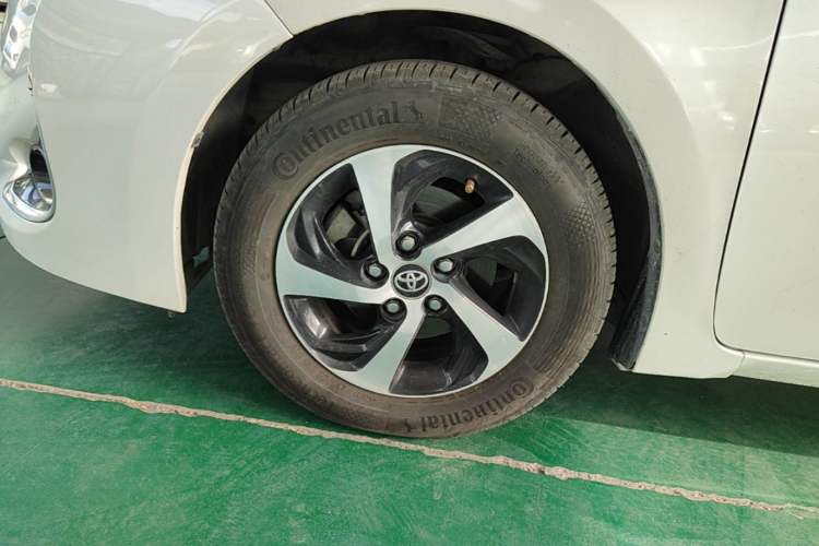 Used Toyota Levin 2017 Revised 185T CVT Elite Edition China V Standard Left Front Wheel Hub