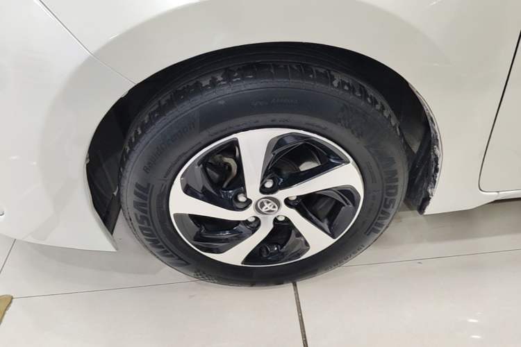 Used Toyota Levin 2017 Revised 1.8 GS CVT Elite Edition China V Standard Left Front Wheel Hub