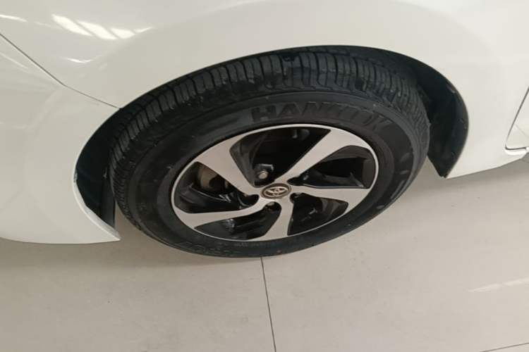 Used Toyota Levin 2017 Revised 185T CVT Elite Edition China V Standard Left Front Wheel Hub