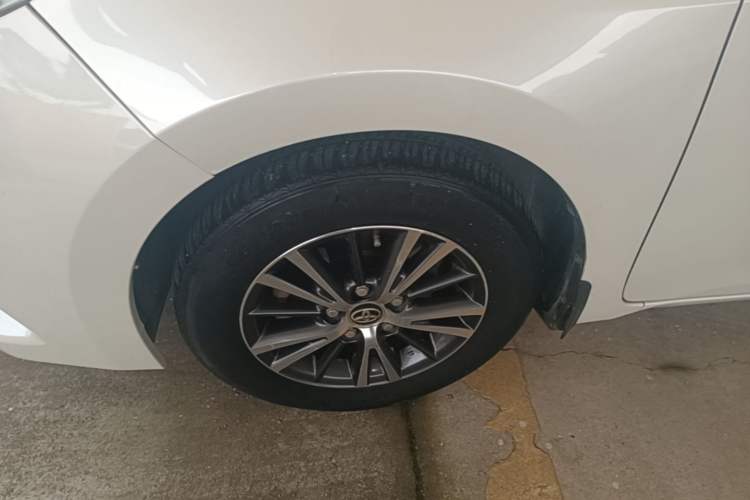 Used Toyota Levin 2017 1.2T V CVT Luxury Edition Left Front Wheel Hub