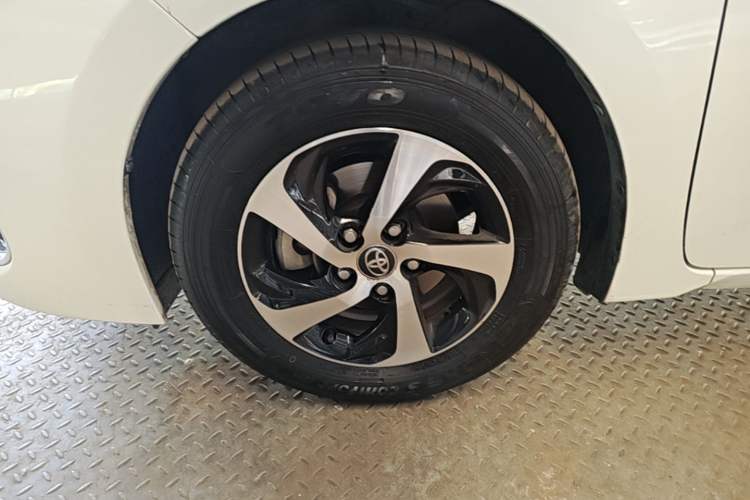 Used Toyota Levin 2017 Revised 185T CVT Elite Edition China V Standard Left Front Wheel Hub