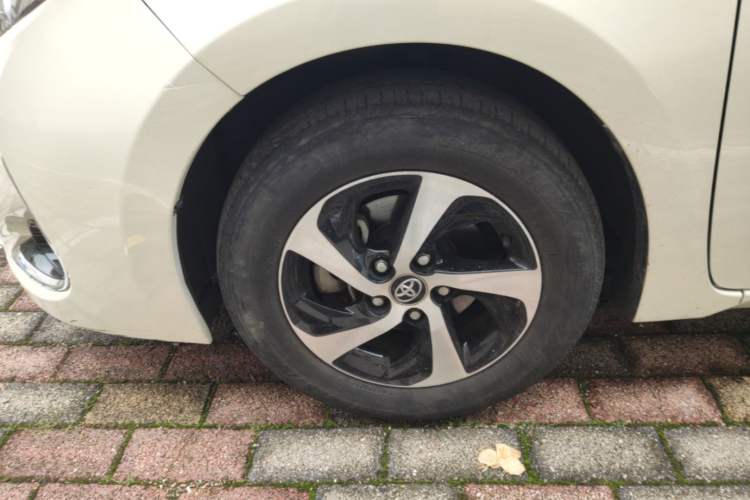 Used Toyota Levin 2017 Revised 185T CVT Elite Edition China V Standard Left Front Wheel Hub