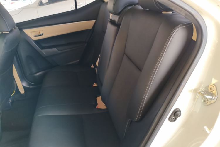 Used Toyota Levin 2017 Revised Version 185T CVT New Sharp Edition China V Standard Left Rear Seat