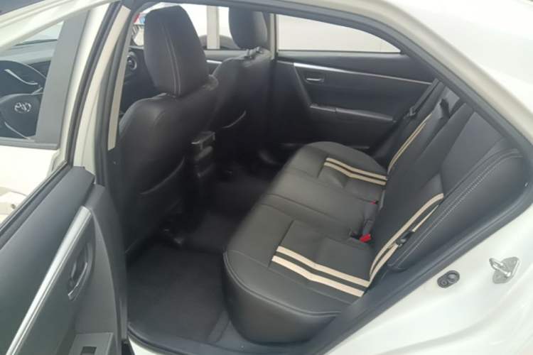 Used Toyota Levin 2017 Revised 185T CVT Elite Edition China V Standard Left Rear Seat