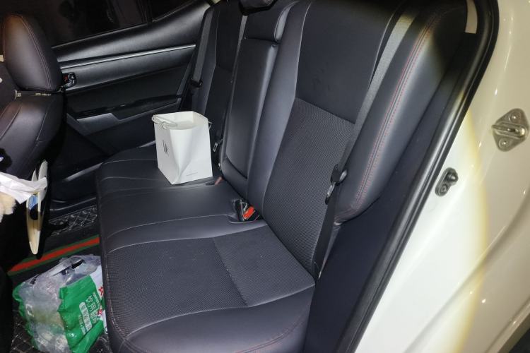 Used Toyota Levin 2017 Revised 185T CVT Elite Edition China V Standard Left Rear Seat