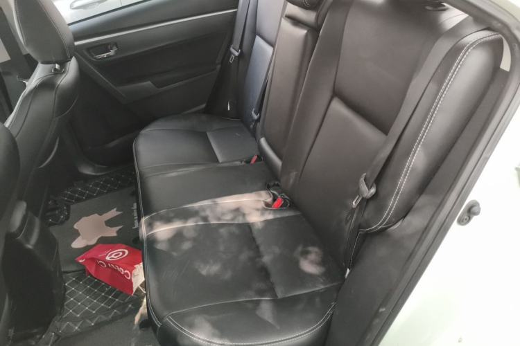 Used Toyota Levin 2017 Revised Version 185T CVT Elite Edition China VI Standard Left Rear Seat