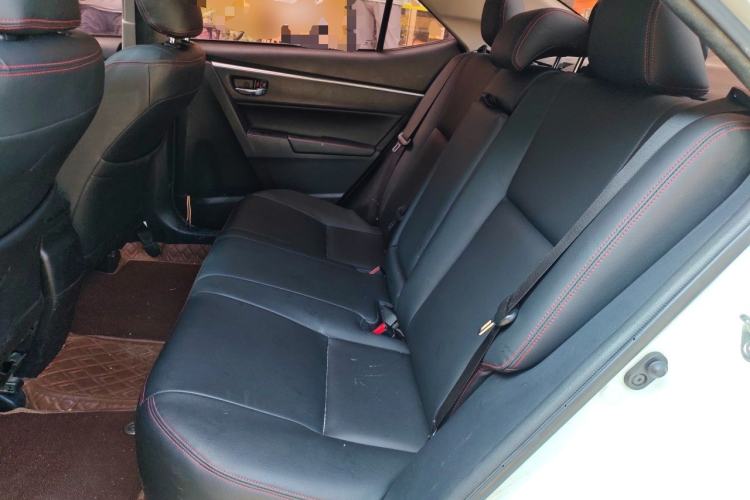 Used Toyota Levin 2017 Revised 185T CVT Elite Edition China V Standard Left Rear Seat