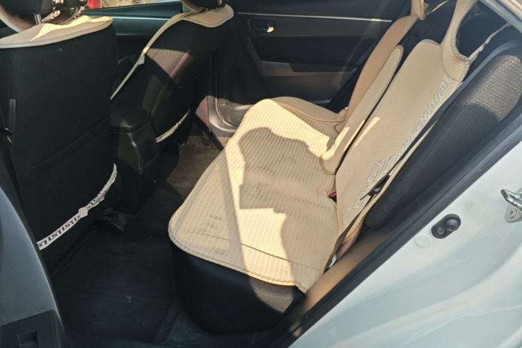 Used Toyota Levin 2017 Revised 185T CVT Elite Edition China V Standard Left Rear Seat